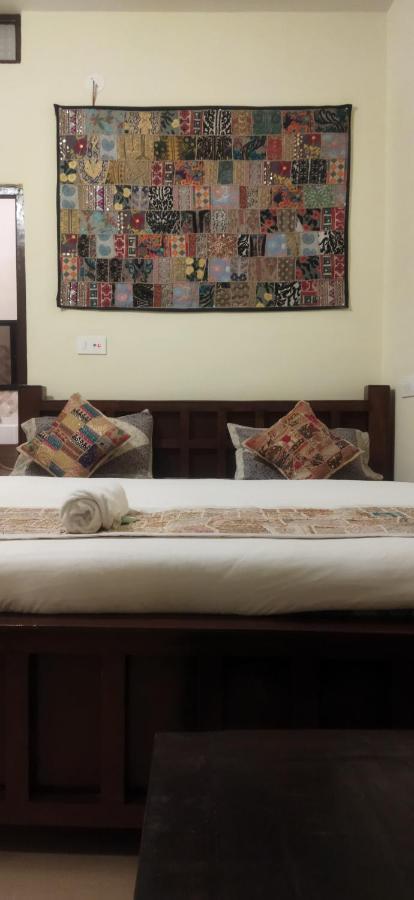 Relax Inn Jaisalmer Bilik gambar